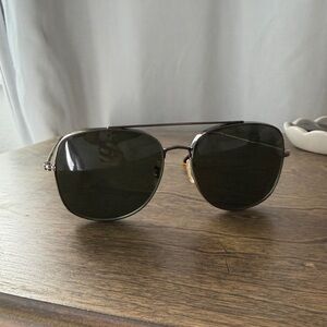 Oliver Peoples sunnies